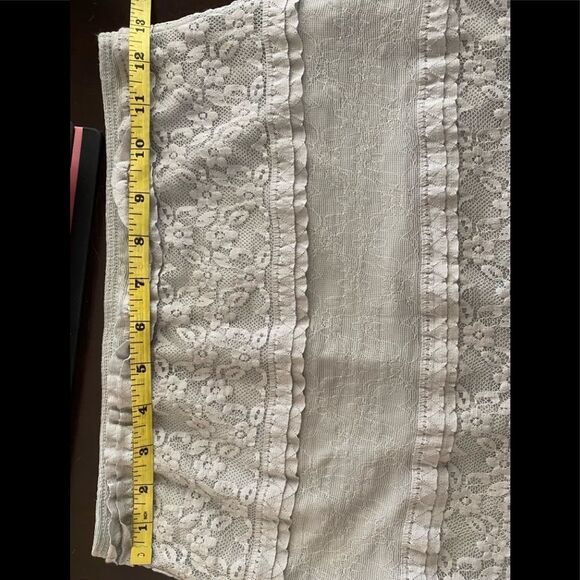 Max Studio size XS silver and grey ruffle layer and lace pull on skirt. - Picture 8 of 9